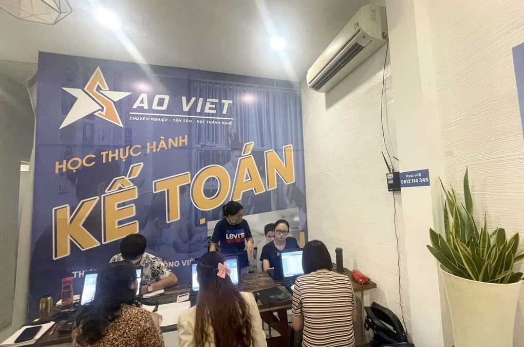 khóa học kế toán sao việt