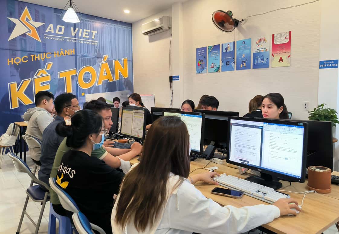 kế toán sao việt