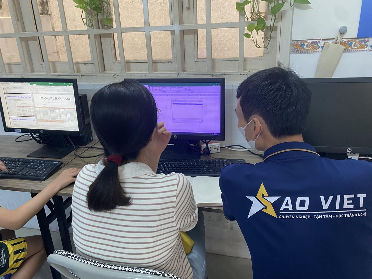 Đội Ngũ Giảng Viên Khóa Học Hành Chính Nhân Sự Tại Đồng Nai