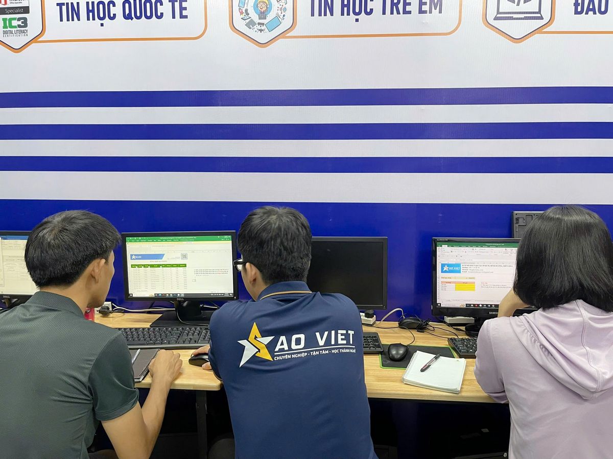 Đội Ngũ Giảng Viên Khóa Học Kế Toán Doanh Nghiệp