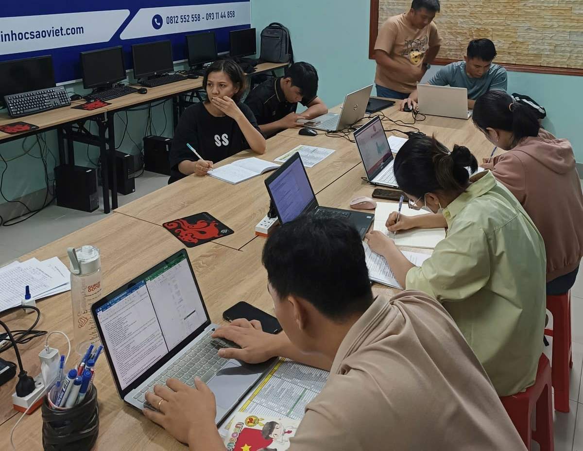 Nhân viên hành chính nhân sự là gì