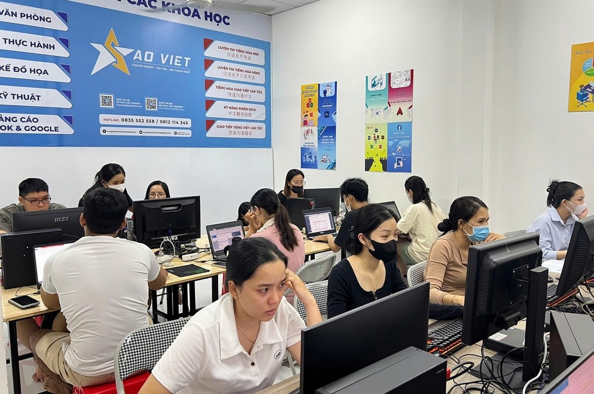học viên học chứng chỉ kế toán trưởng tại Kế Toán Sao Việt