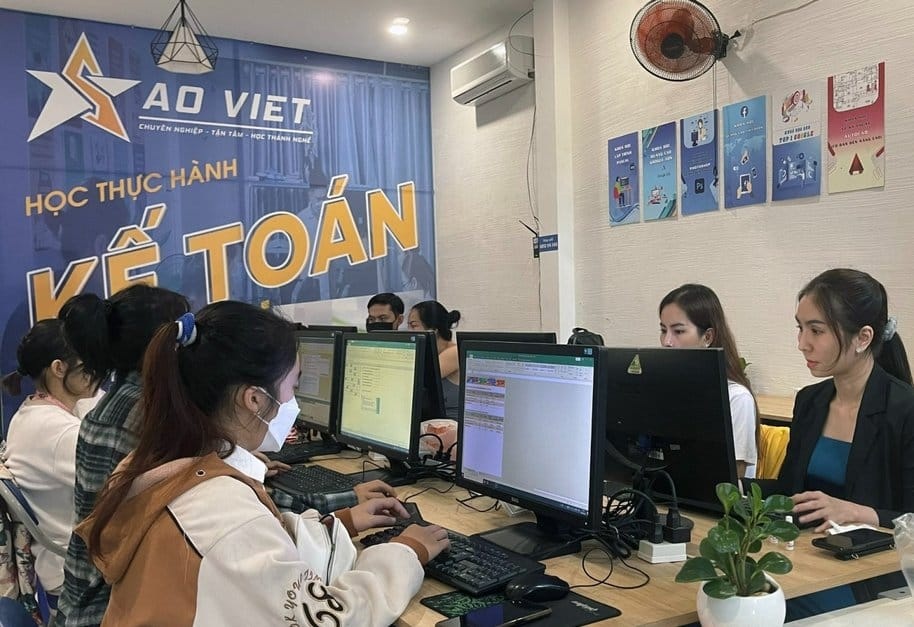 Học Gì Trong Khóa Học Kế Toán Xuất Nhập Khẩu