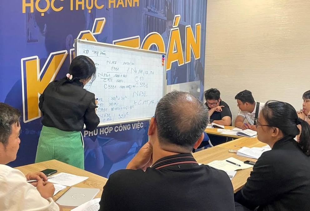 Khóa học tài chính ngắn hạn