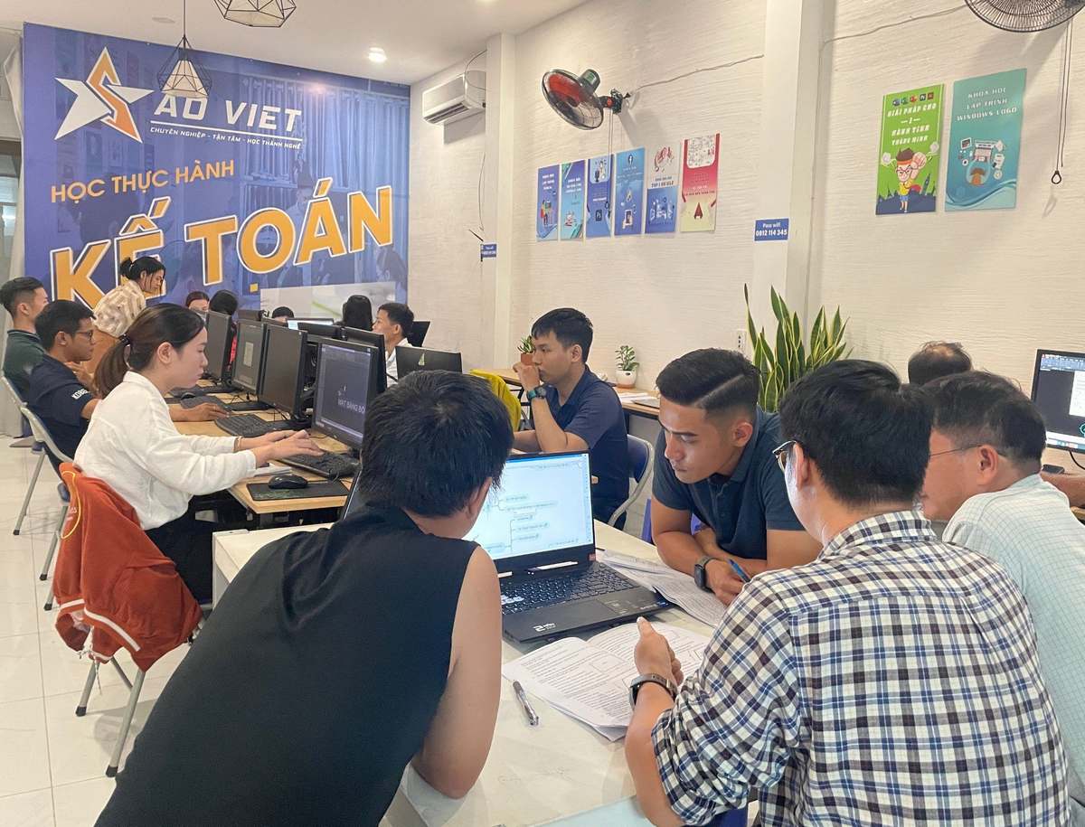 Quản Trị Doanh Nghiệp Là Gì