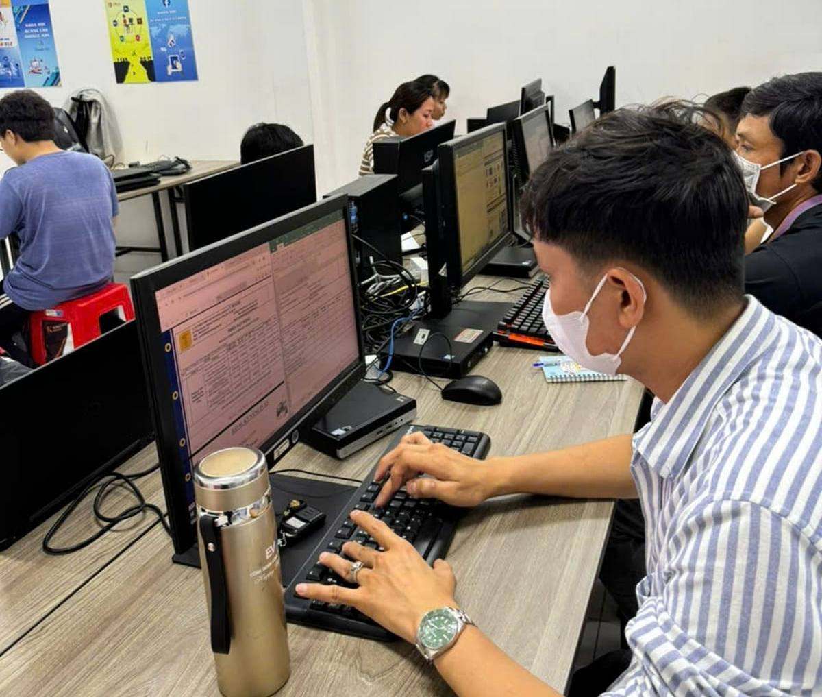 Xác định mục tiêu học hành chính nhân sự