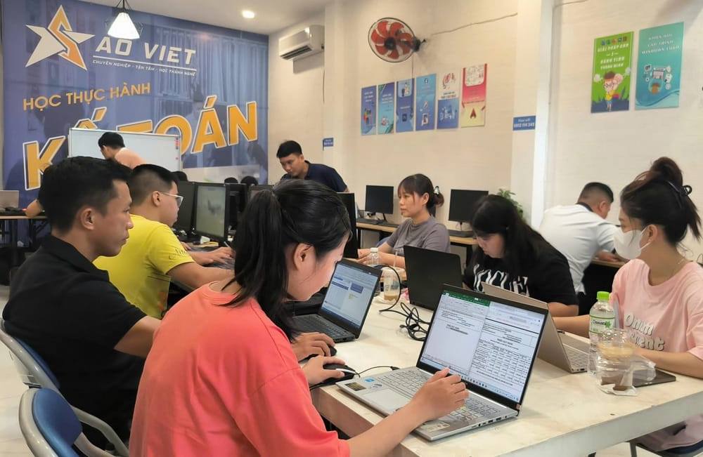 Công việc kế toán sau khi tham gia học kế toán thuế tại vũng tàu