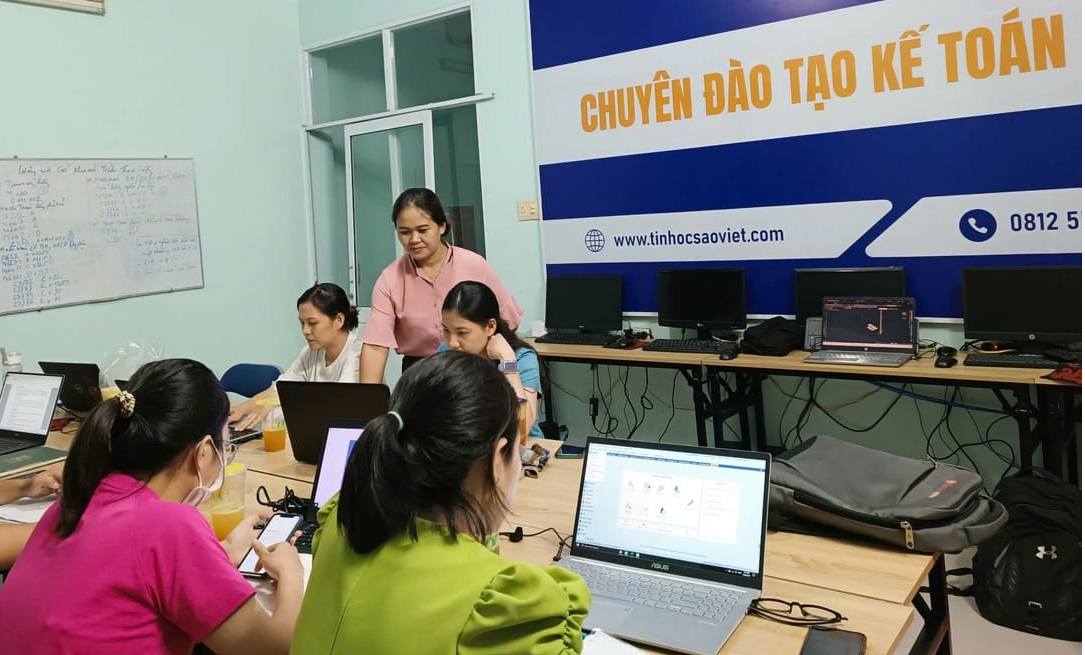 Giảng viên dạy học kế toán tại vũng tàu